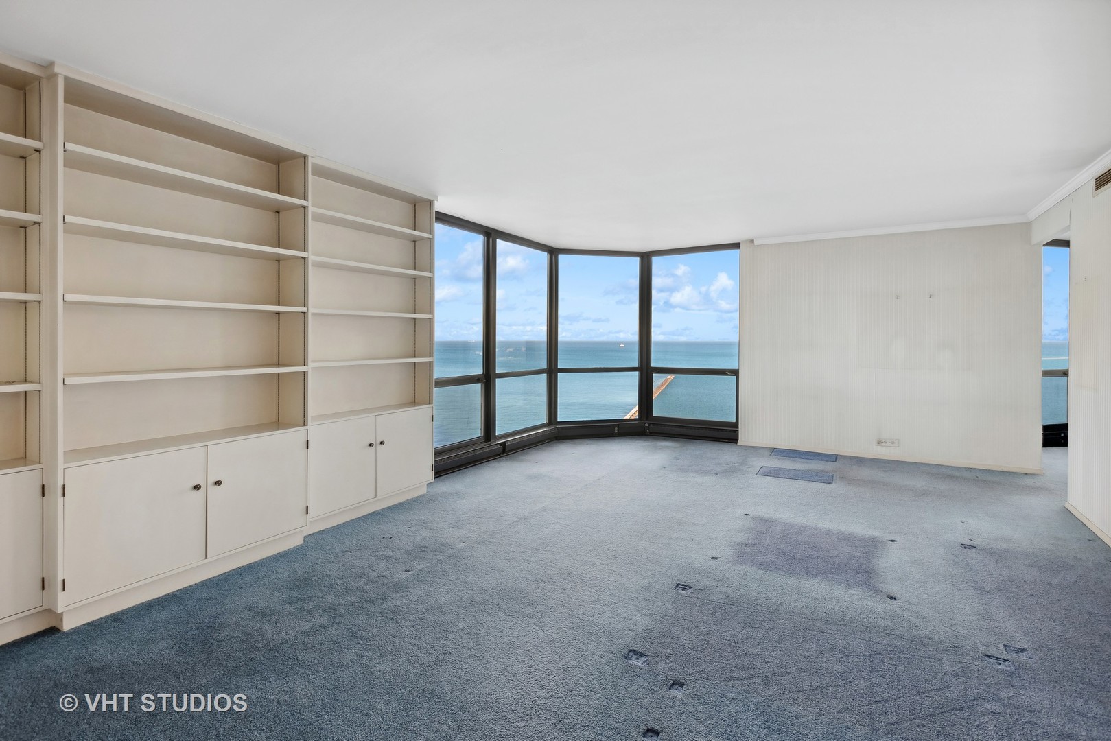 990 N LAKE SHORE Drive Unit: 22E