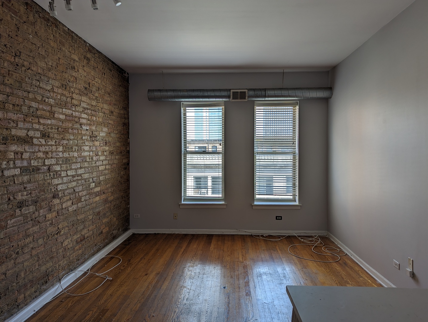 4408 N Sheridan Road Unit: 2