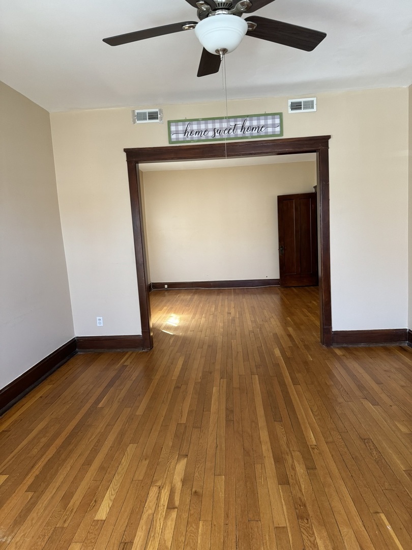 4839 W Wolfram Street Unit: 2