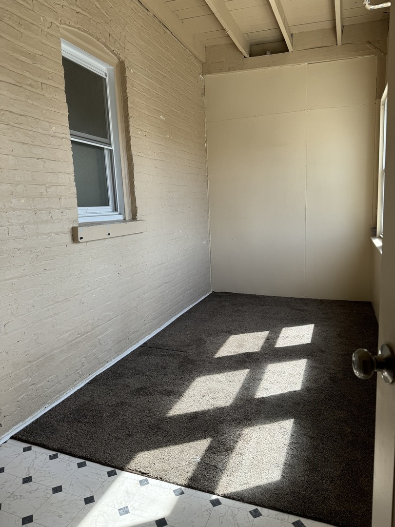 4839 W Wolfram Street Unit: 2