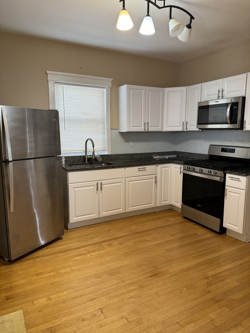 4839 W Wolfram Street Unit: 2