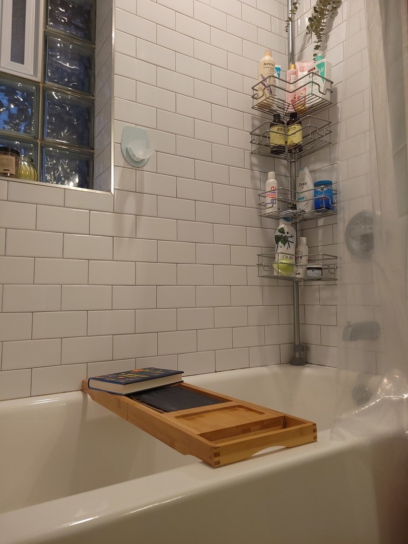 2859 N Central Park Avenue Unit: G