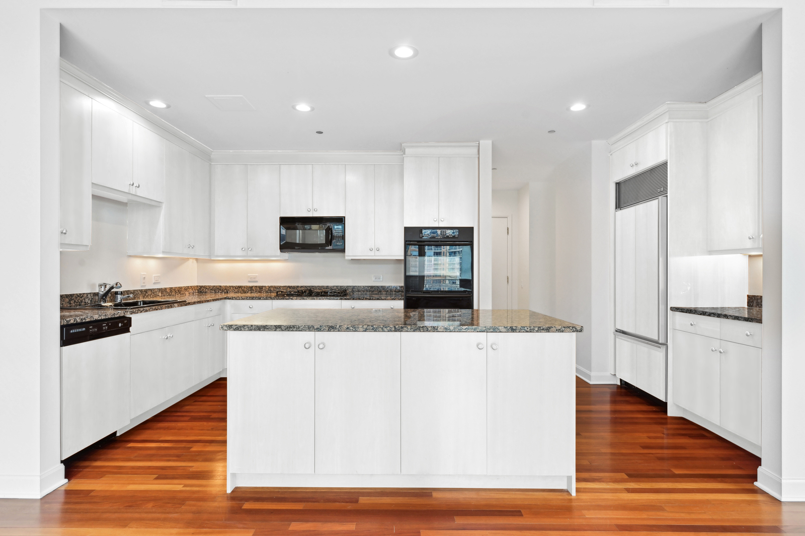 415 E North Water Street Unit: 803