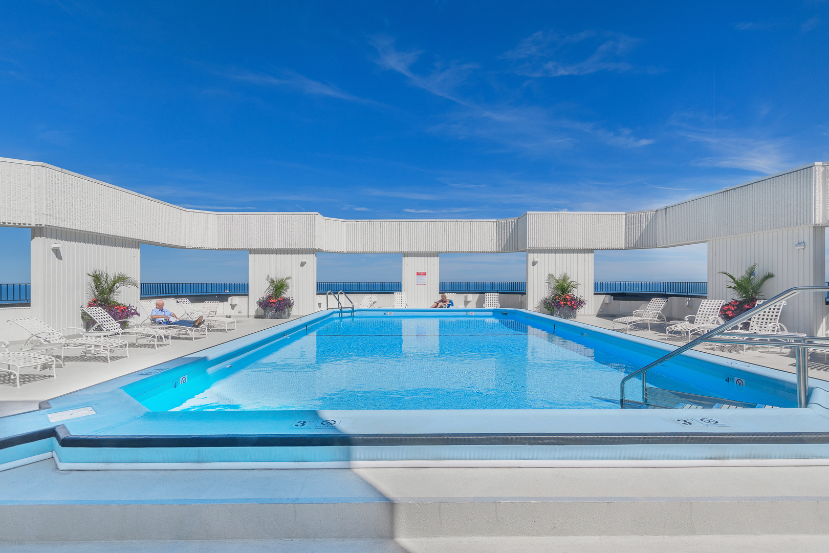 990 N Lake Shore Drive Unit: 25A