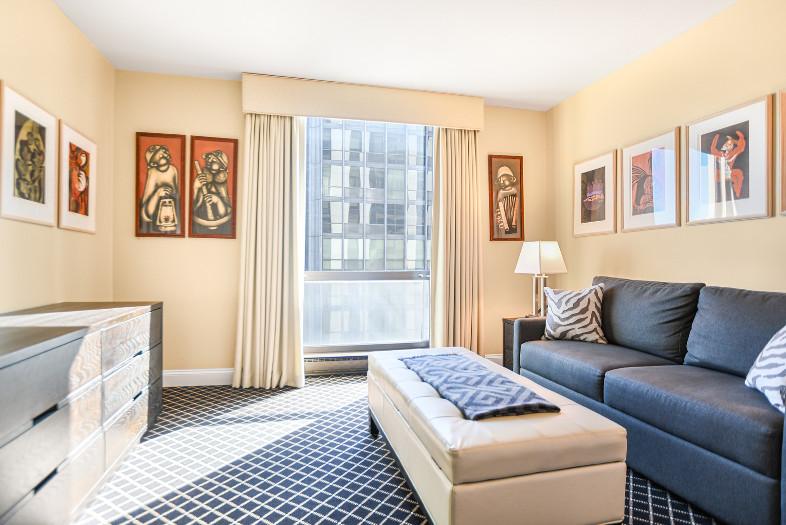 990 N Lake Shore Drive Unit: 25A
