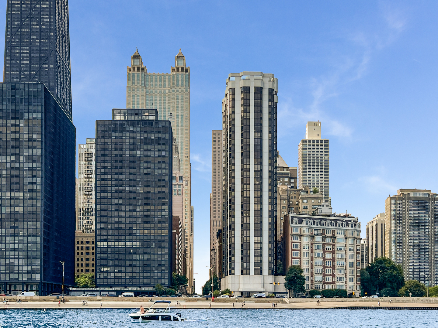 990 N Lake Shore Drive Unit: 25A