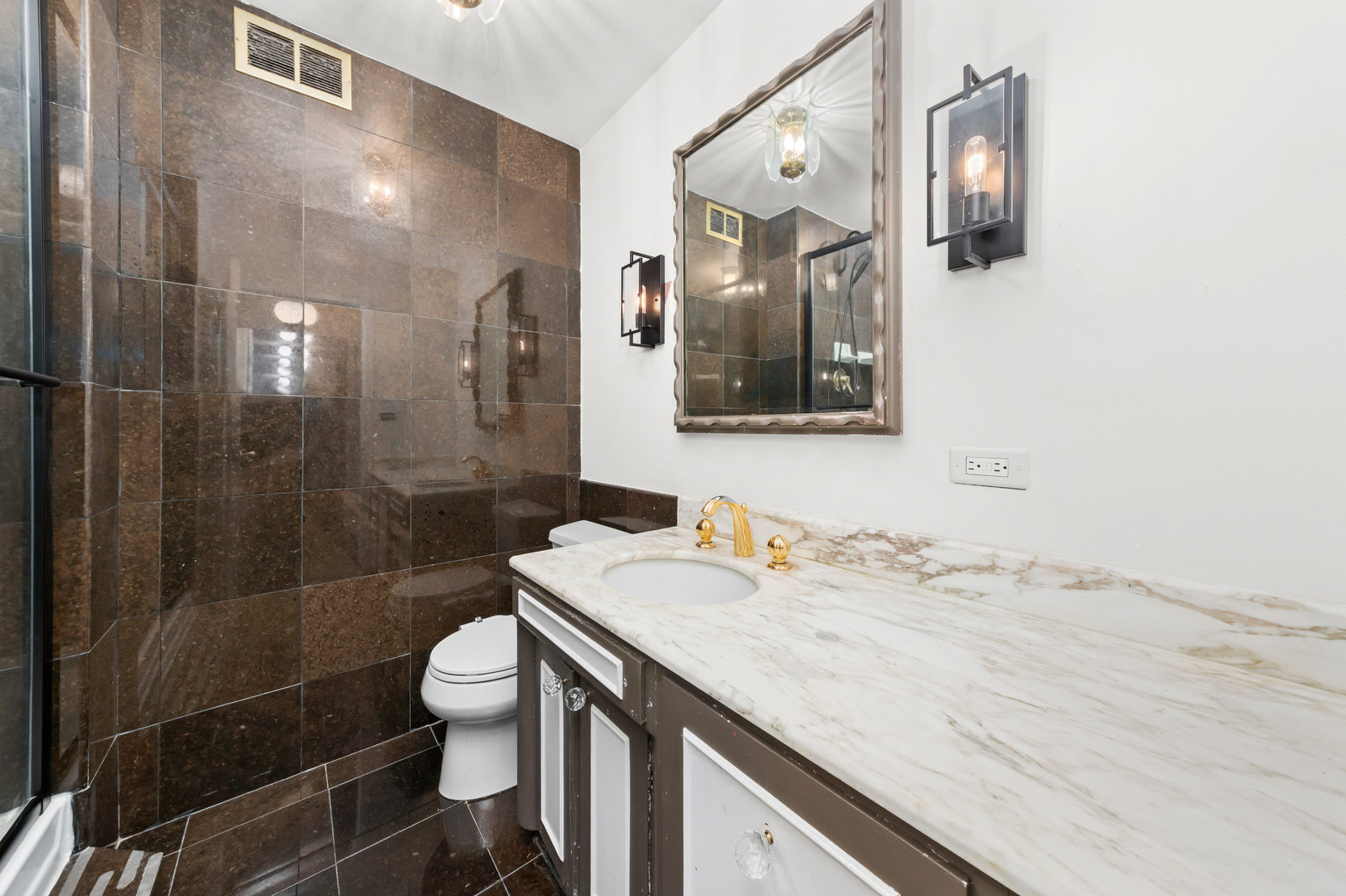 4250 N Marine Drive Unit: 1622