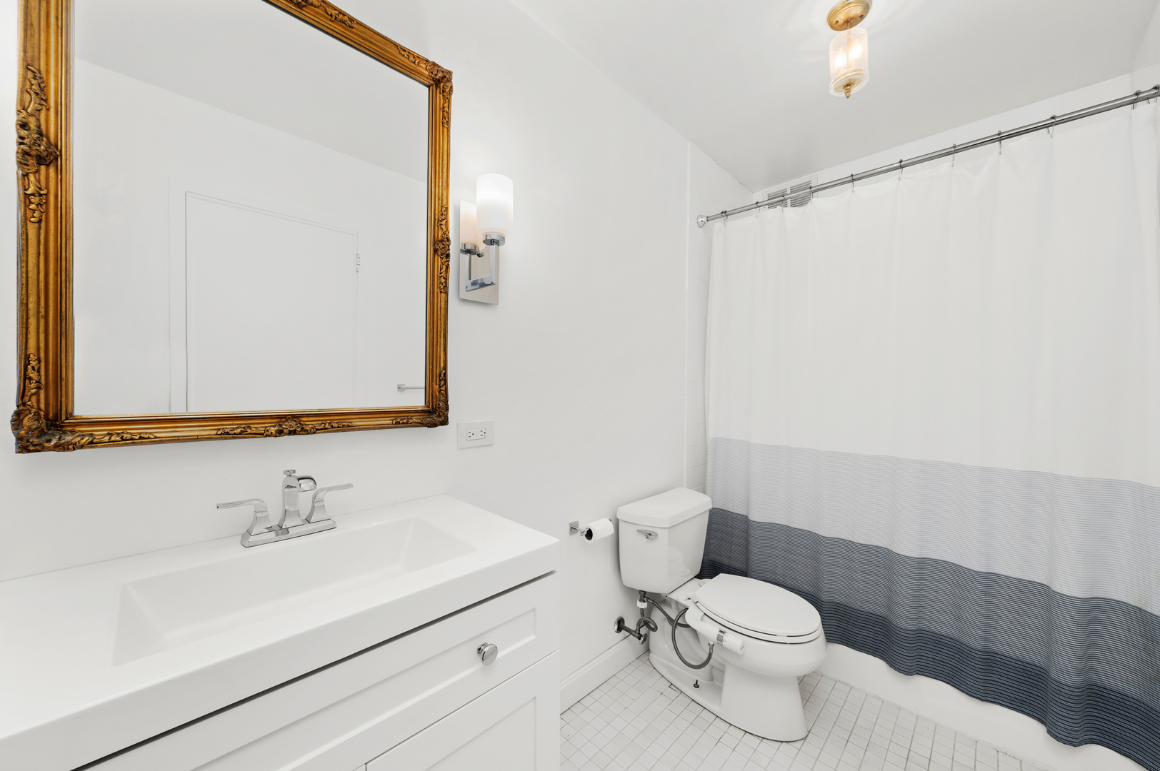 4250 N Marine Drive Unit: 1622