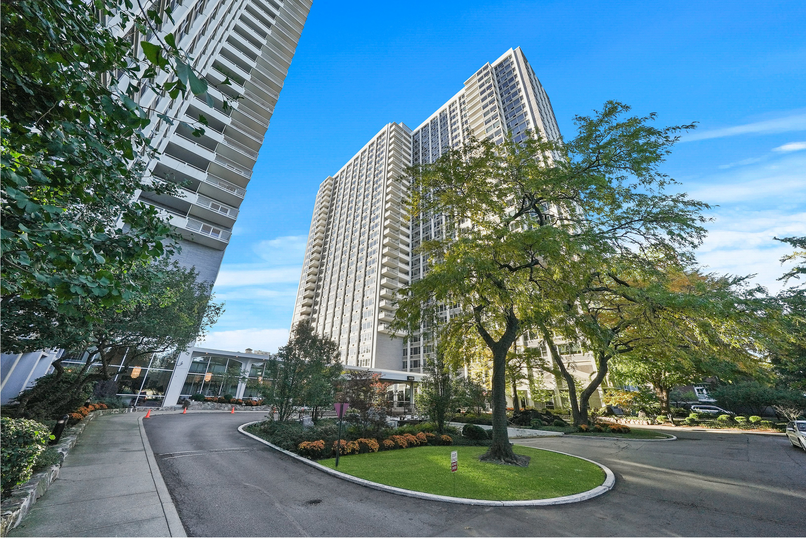 4250 N Marine Drive Unit: 1622