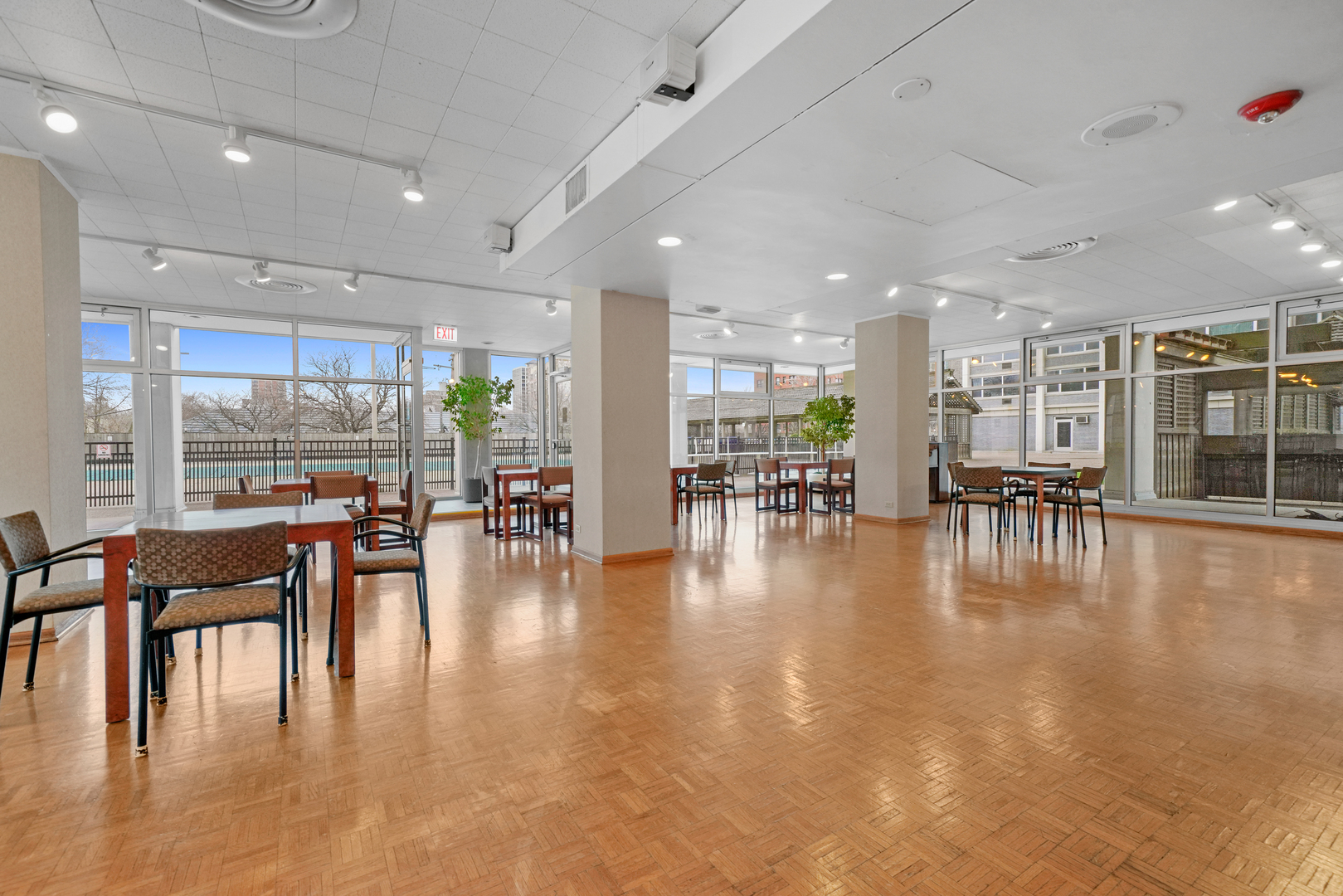 4250 N Marine Drive Unit: 1622