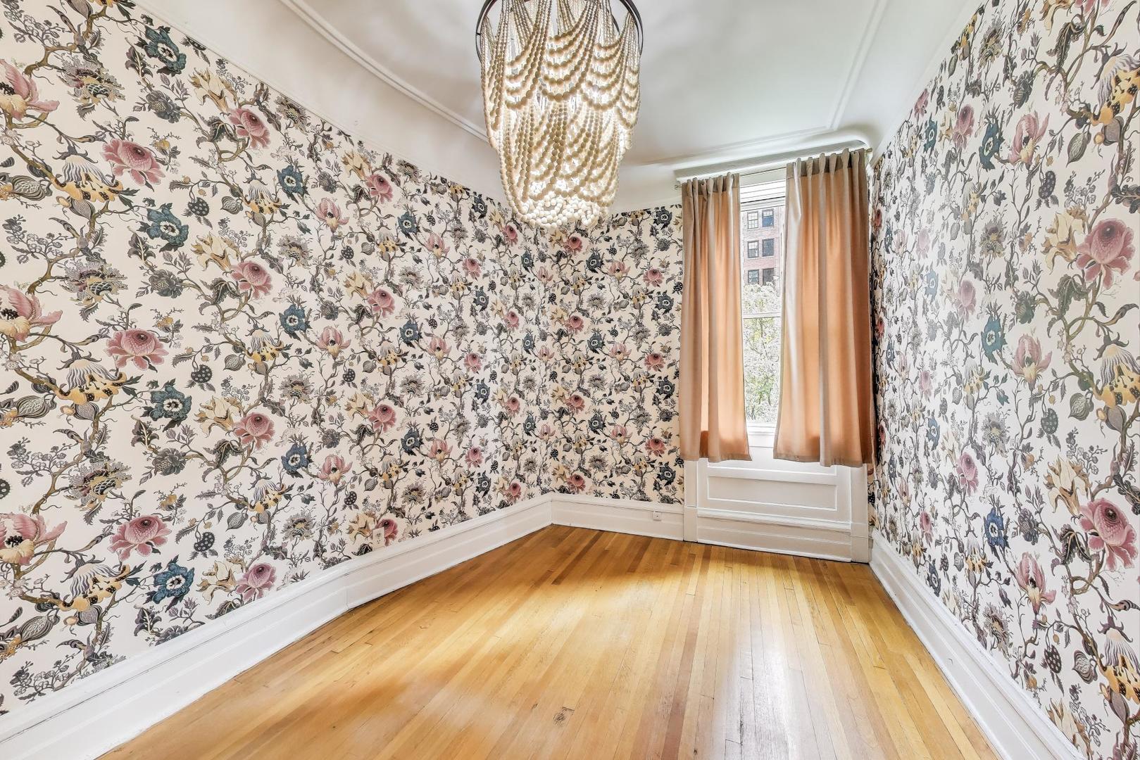 72 E Elm Street Unit: 5