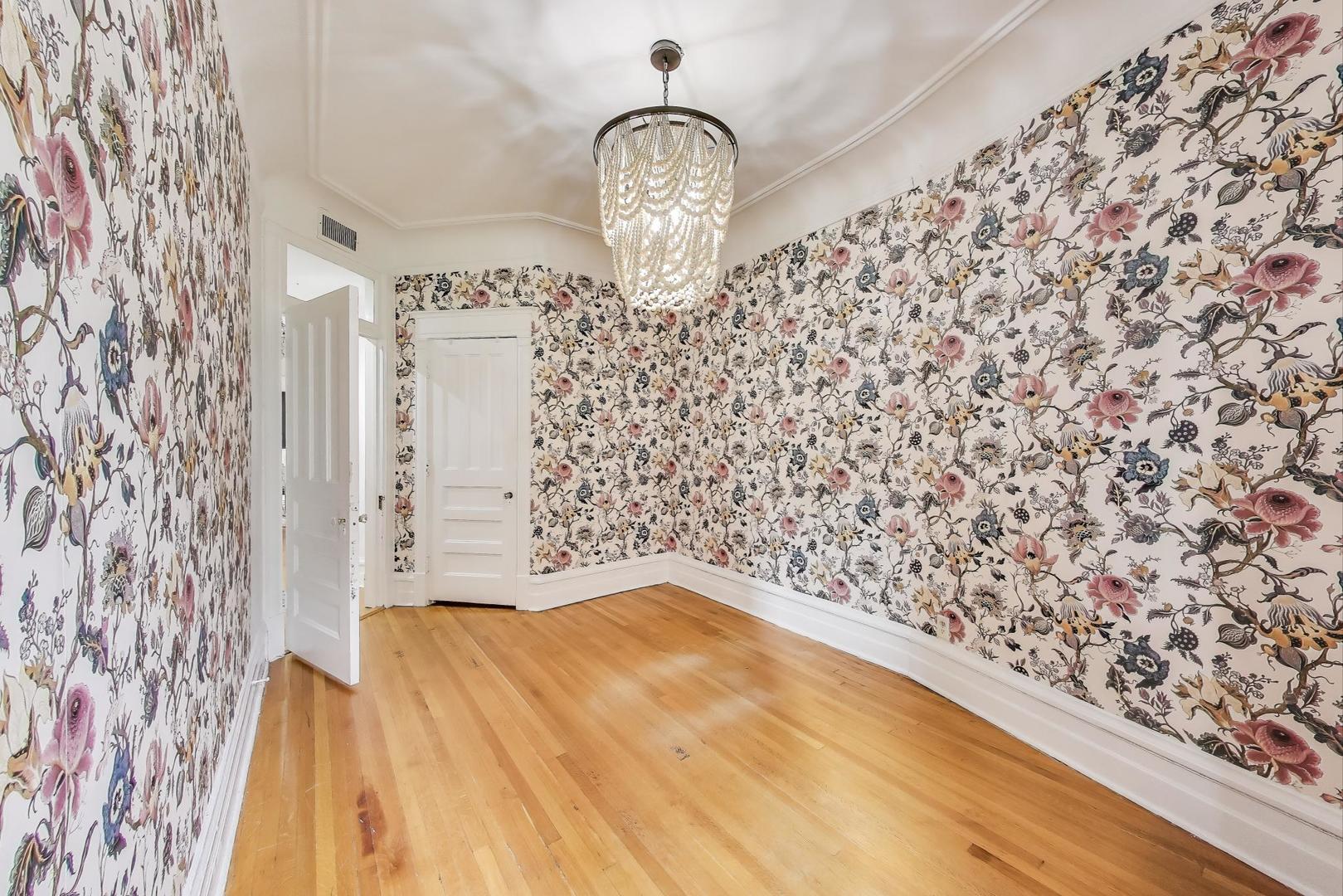 72 E Elm Street Unit: 5