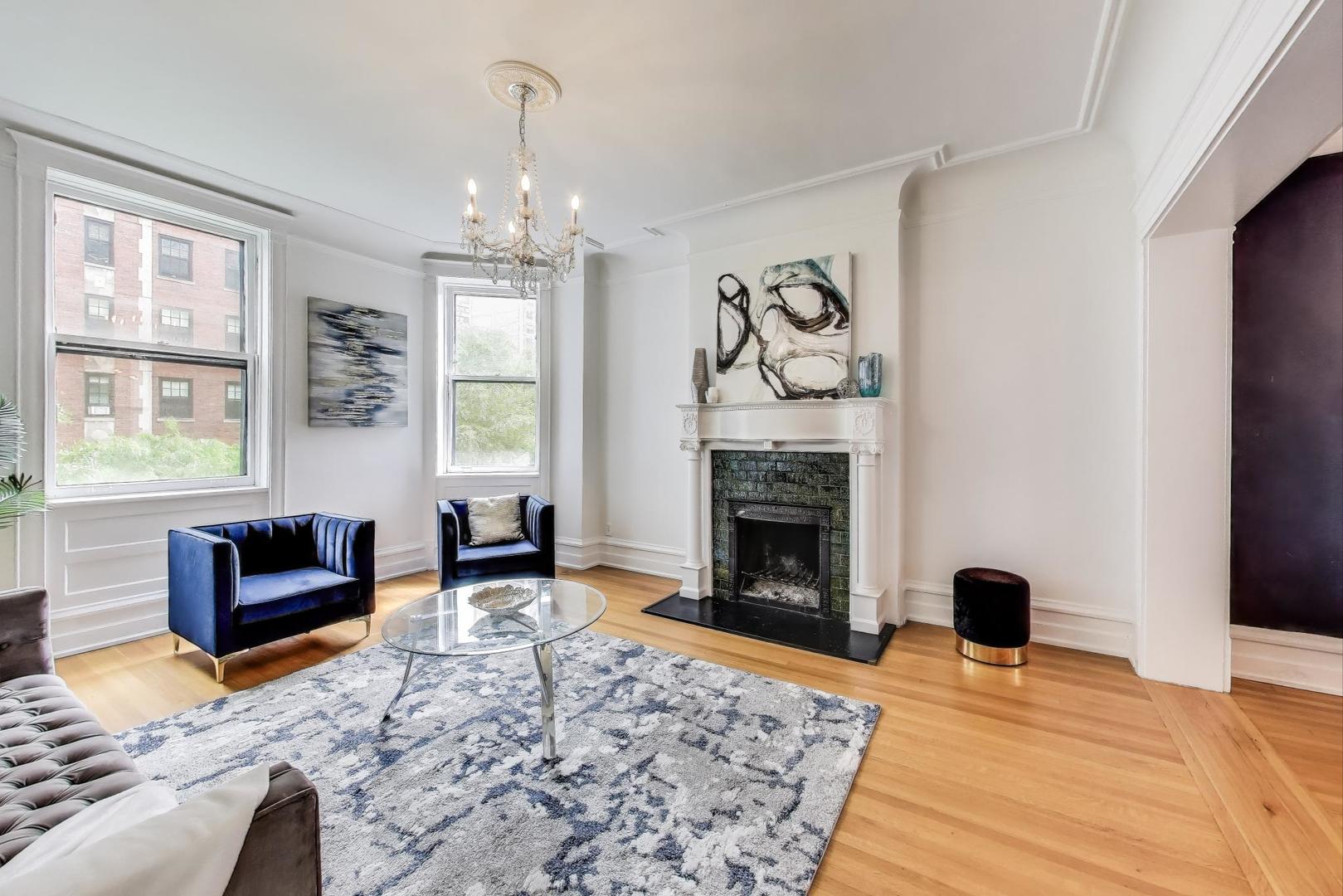 72 E Elm Street Unit: 5