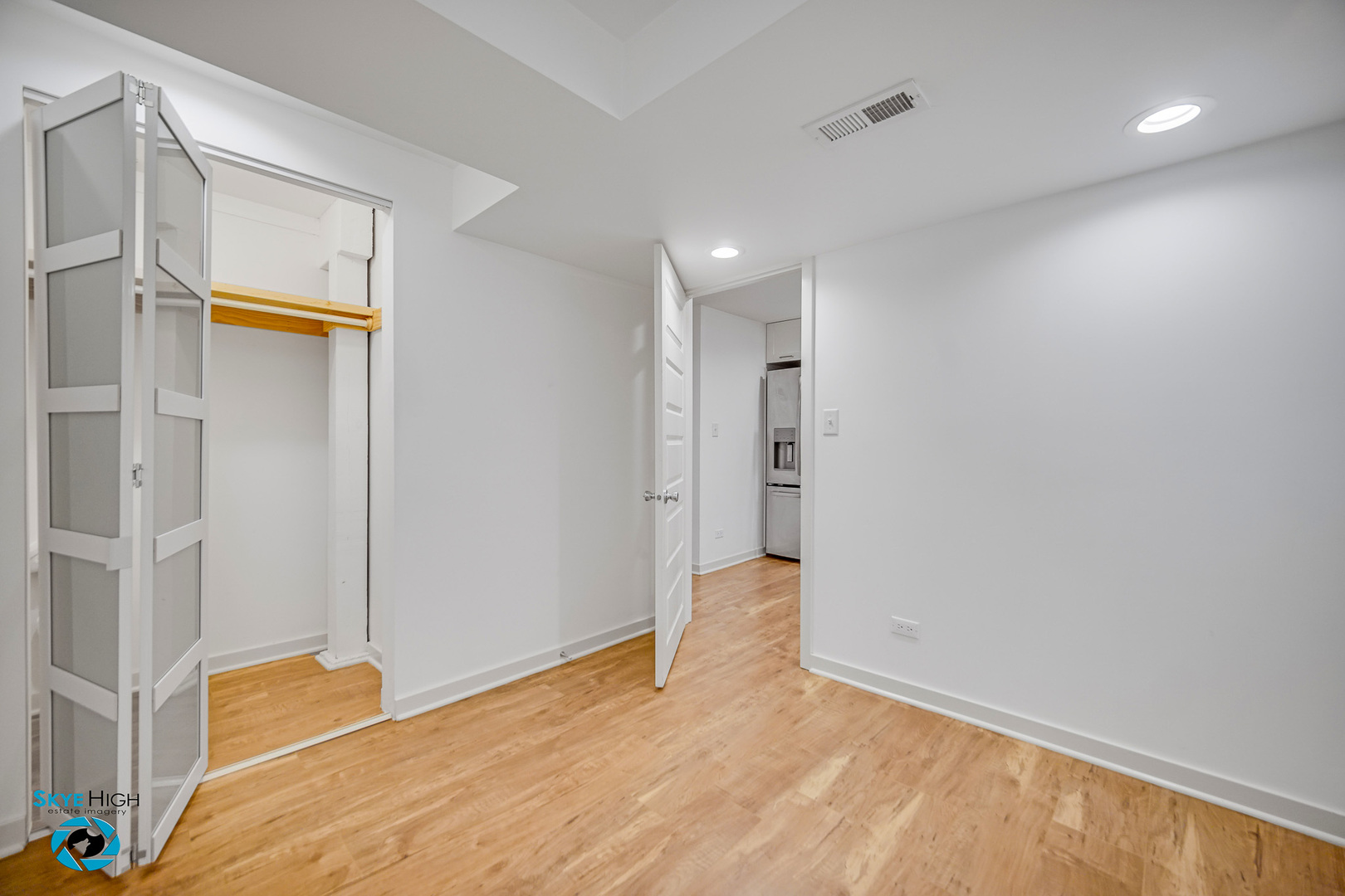 1659 N Francisco Avenue