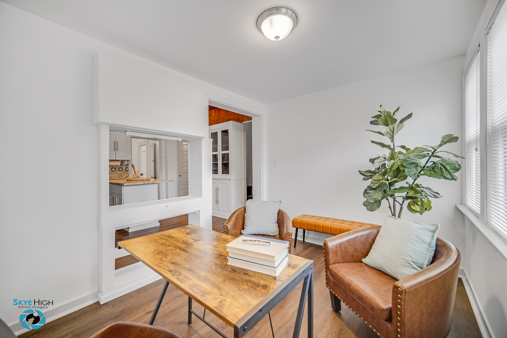 1659 N Francisco Avenue