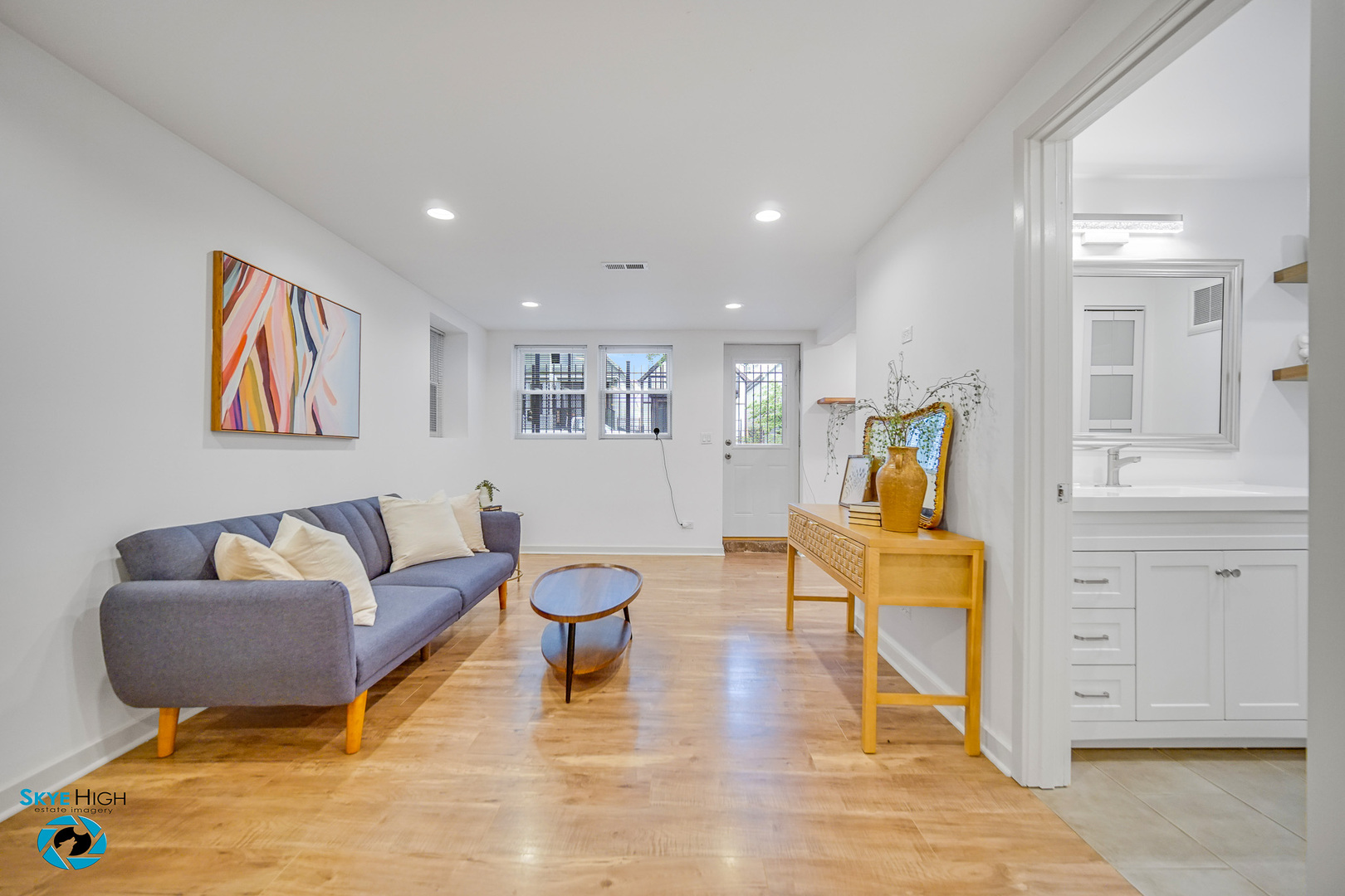 1659 N Francisco Avenue