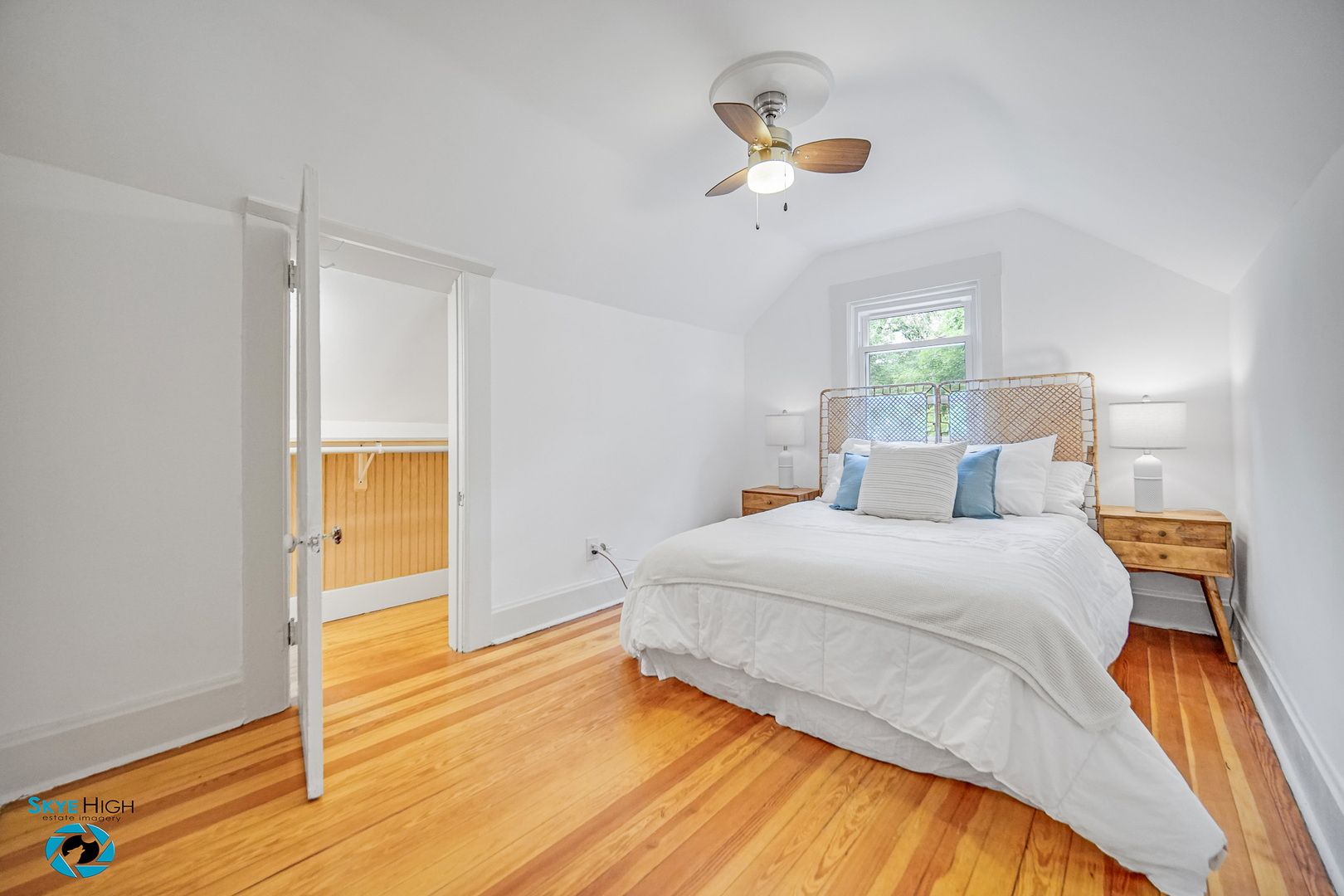 1659 N Francisco Avenue