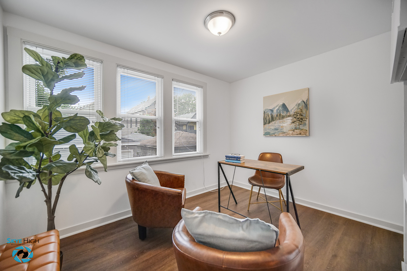 1659 N Francisco Avenue