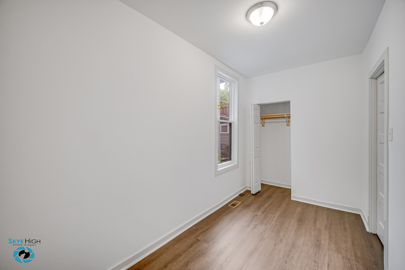 1659 N Francisco Avenue