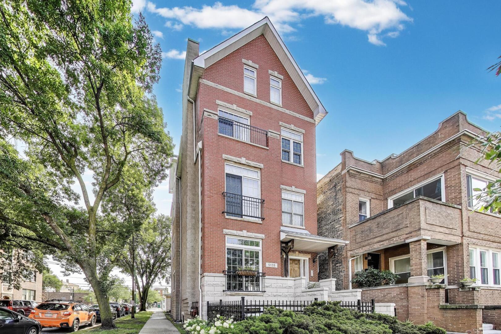 5125 N Ashland Avenue Unit: 3