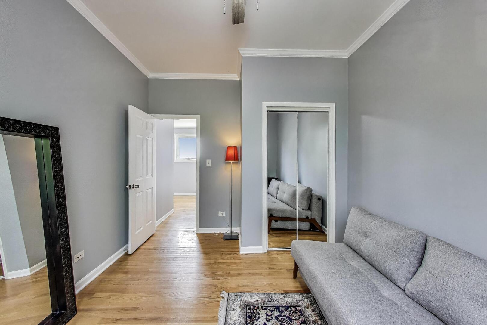 5125 N Ashland Avenue Unit: 3