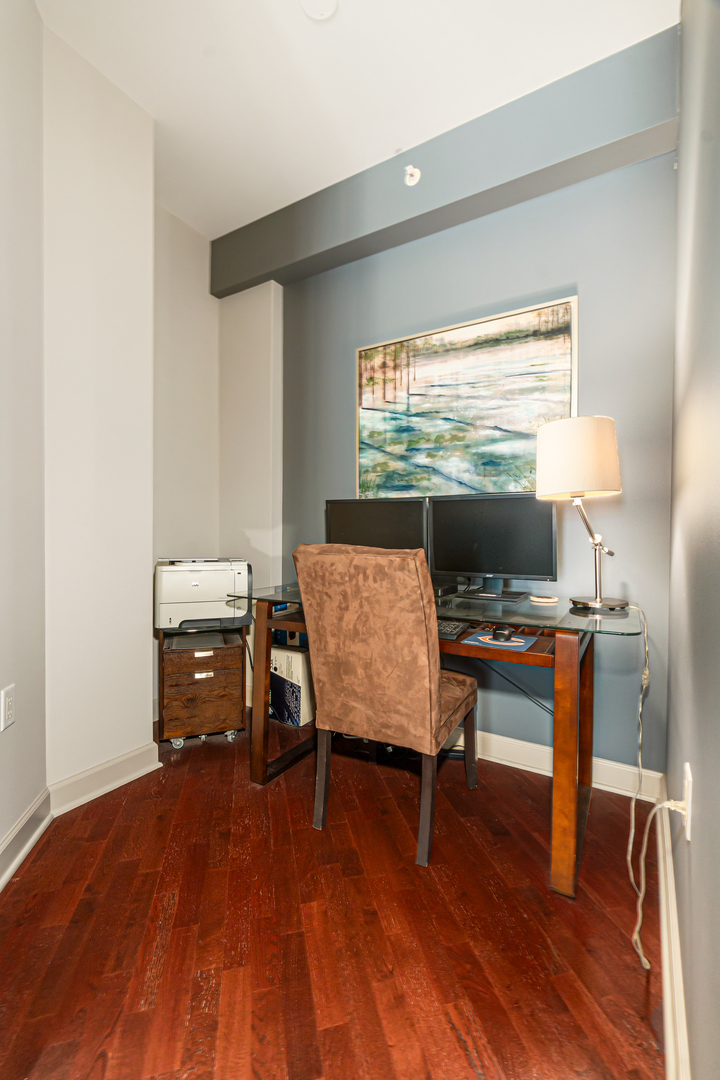 1235 S Prairie Avenue Unit: 3101