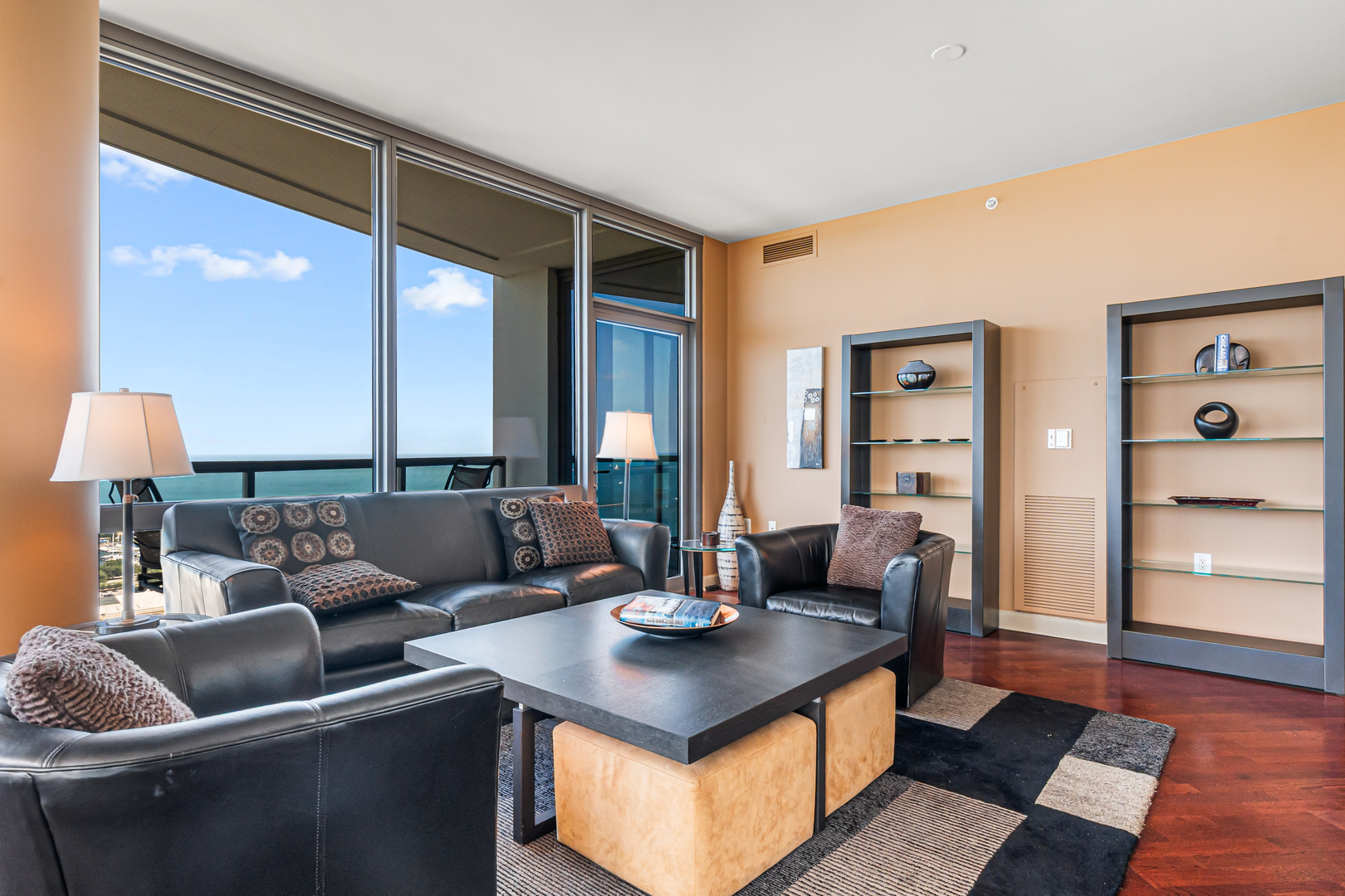 1235 S Prairie Avenue Unit: 3101