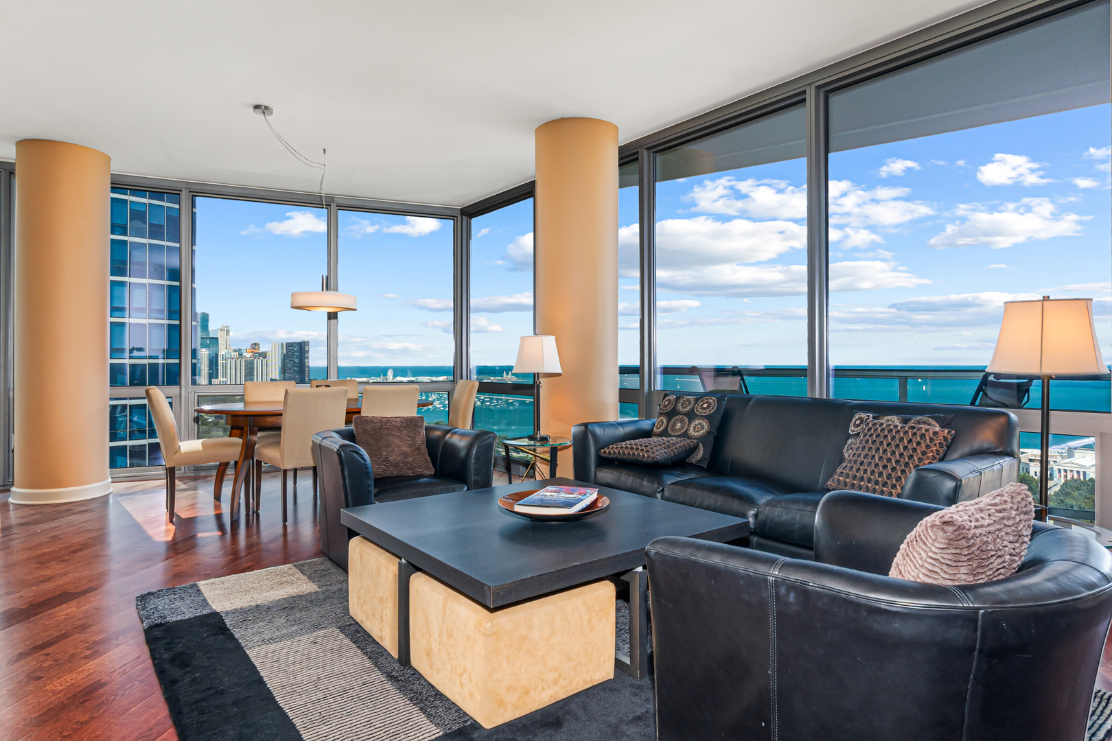 1235 S Prairie Avenue Unit: 3101