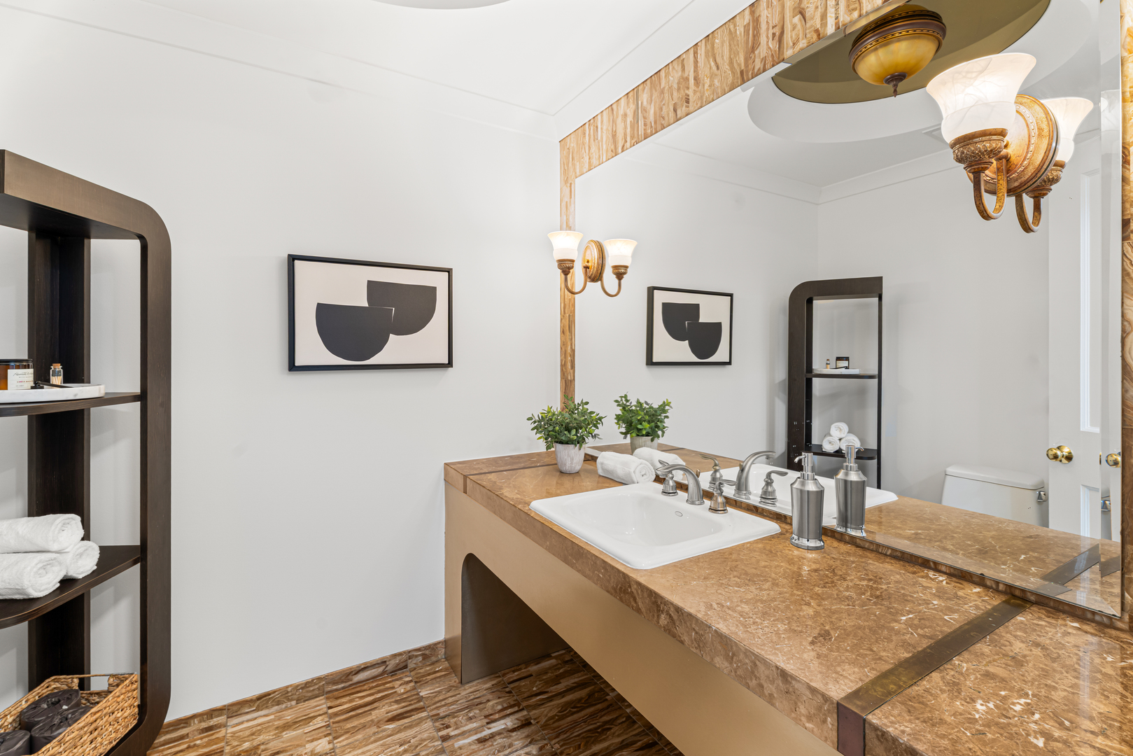1000 N Lake Shore Plaza Unit: 49A