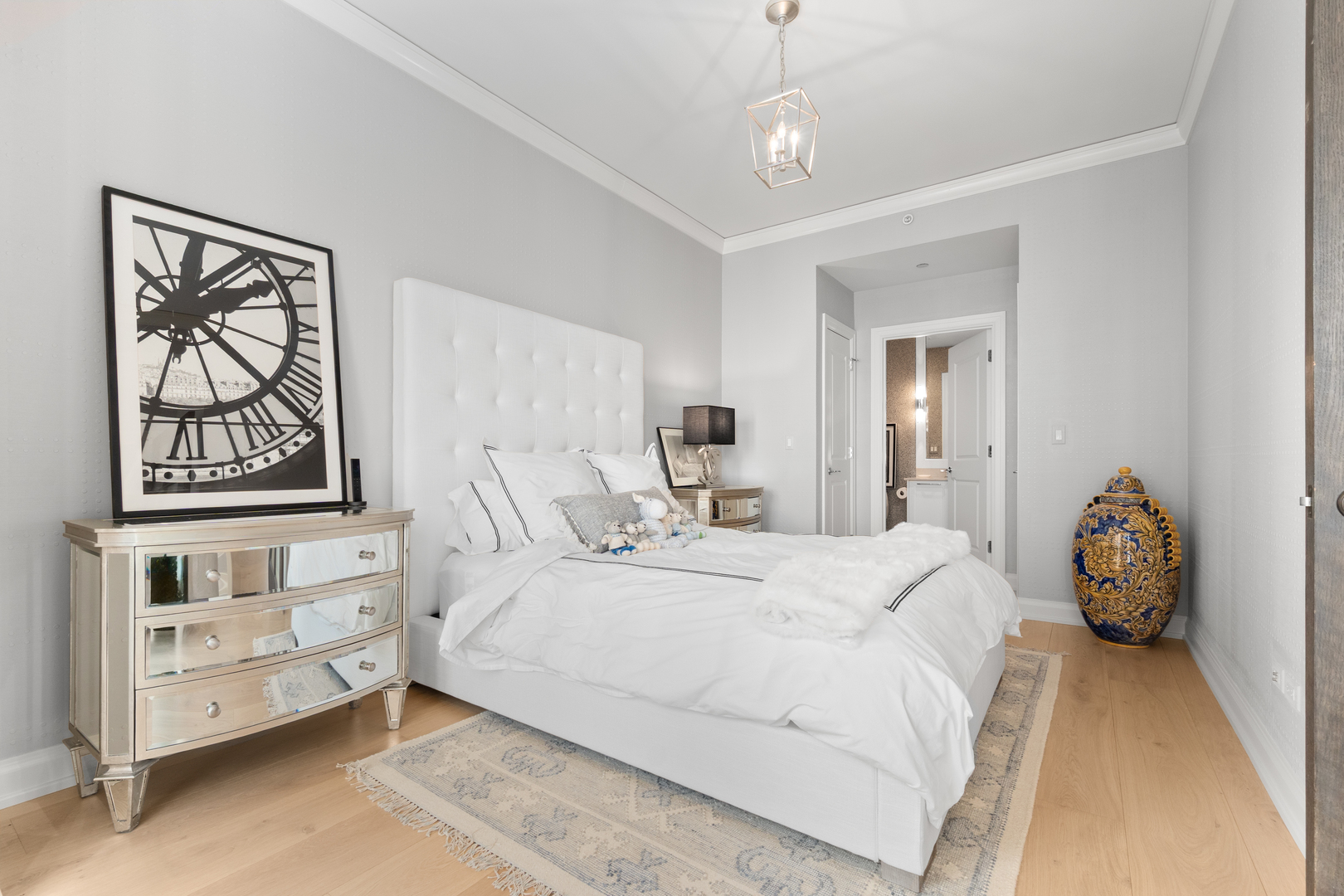 11 E Walton Street Unit: 4802