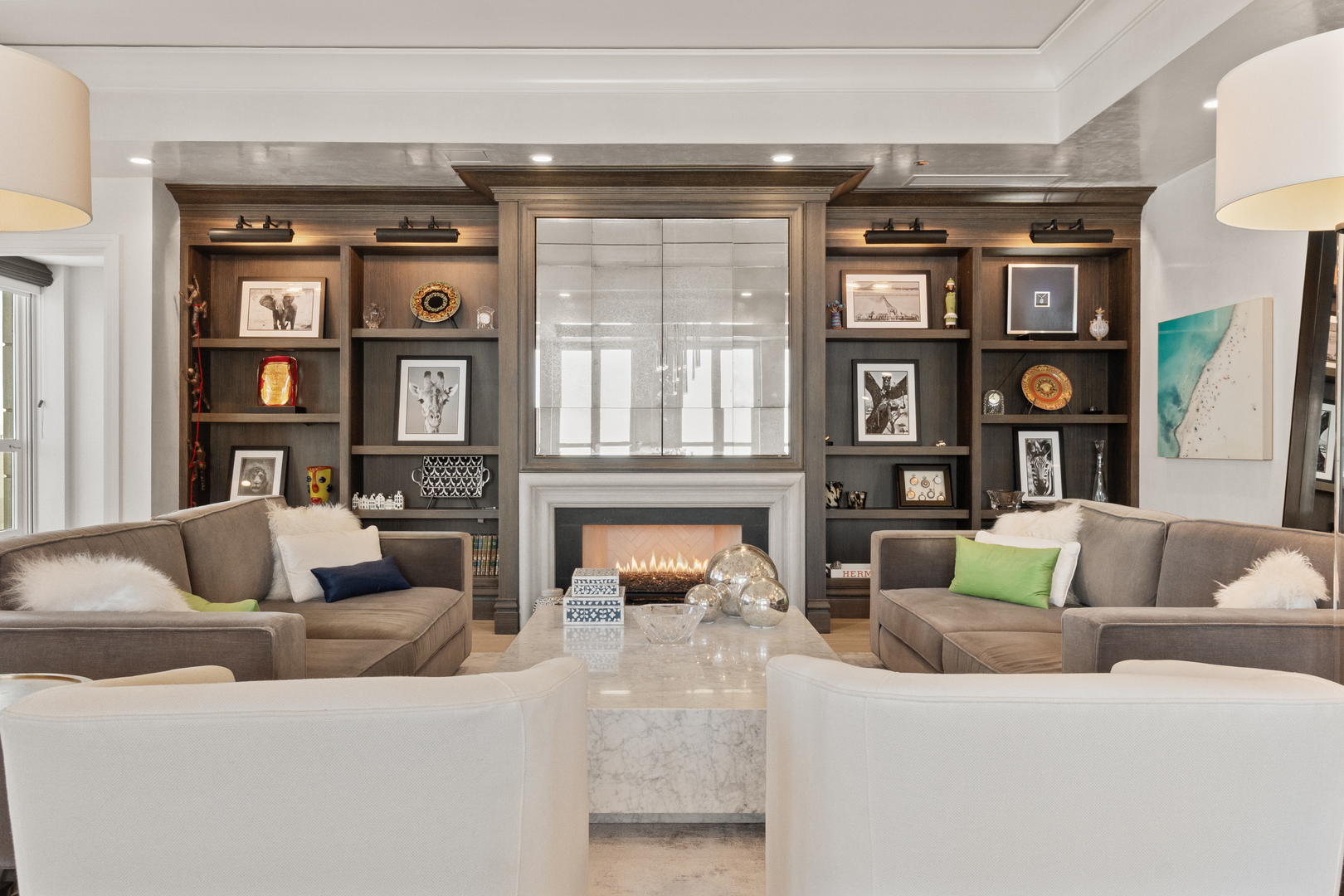 11 E Walton Street Unit: 4802