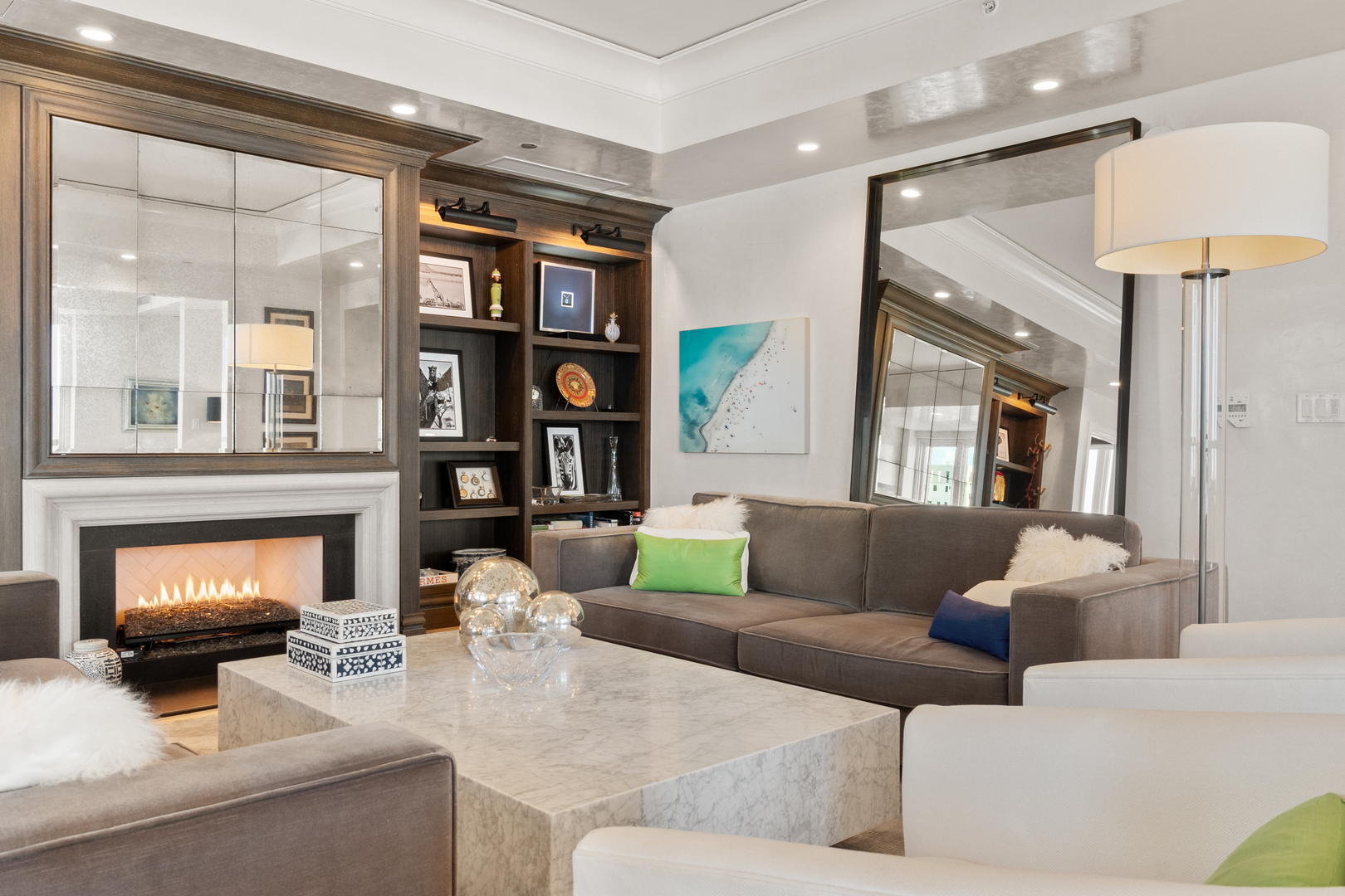 11 E Walton Street Unit: 4802