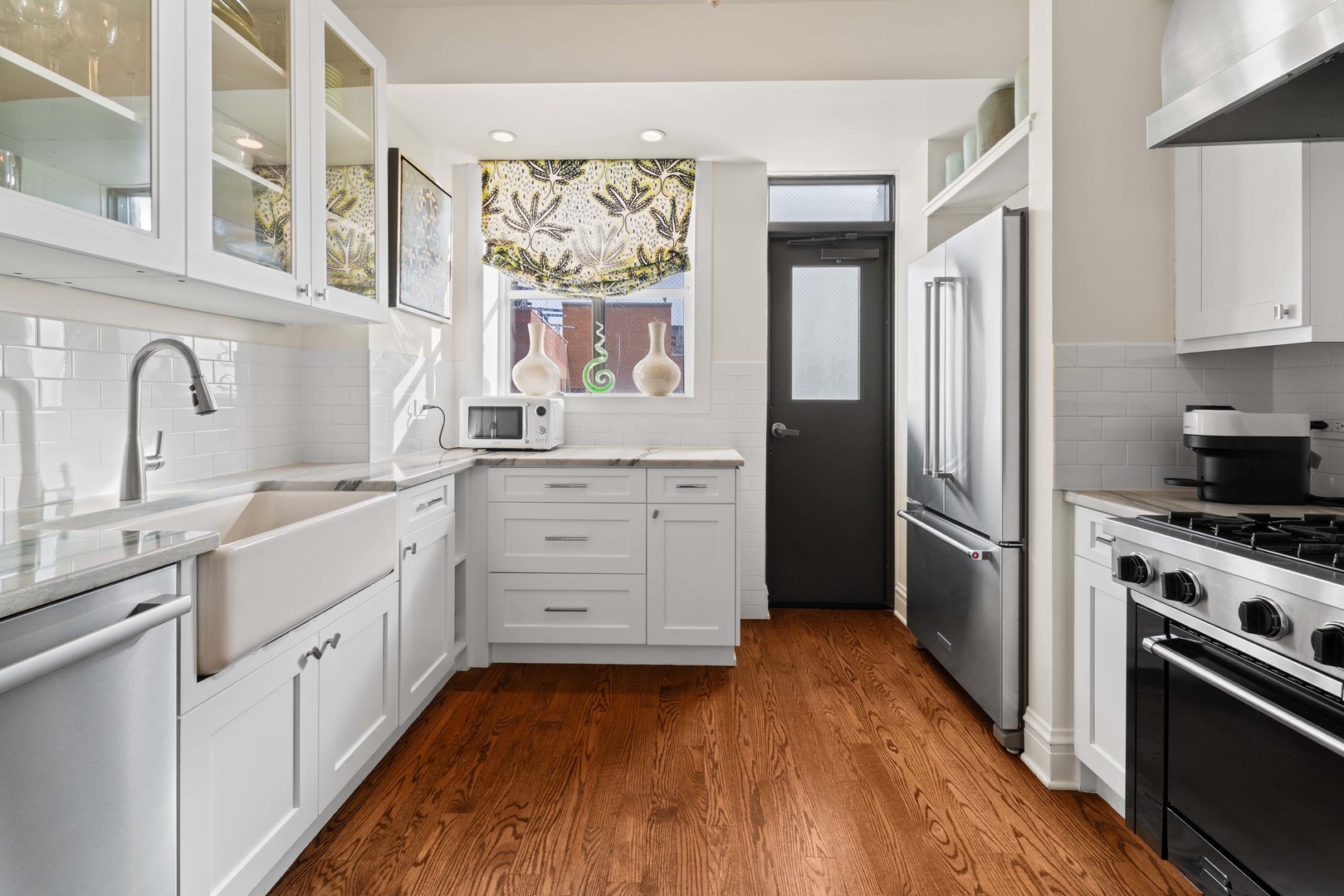 3750 N Lake Shore Drive Unit: 16H