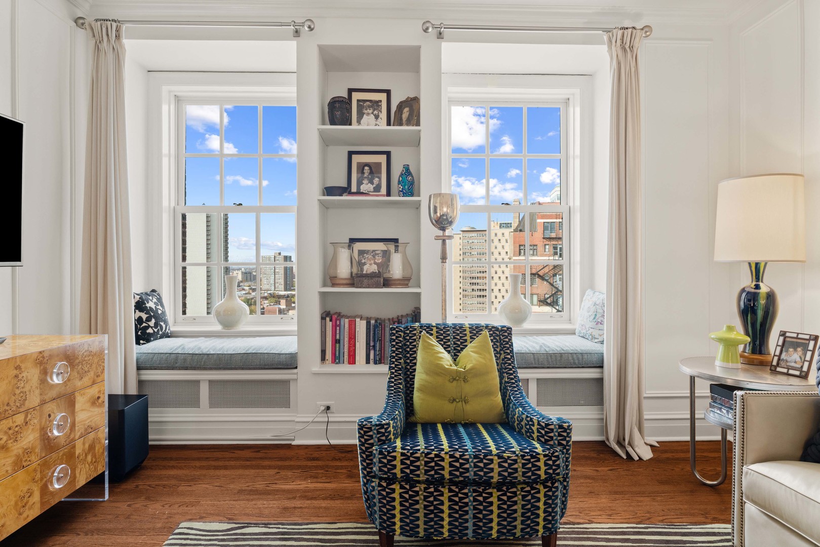 3750 N Lake Shore Drive Unit: 16H