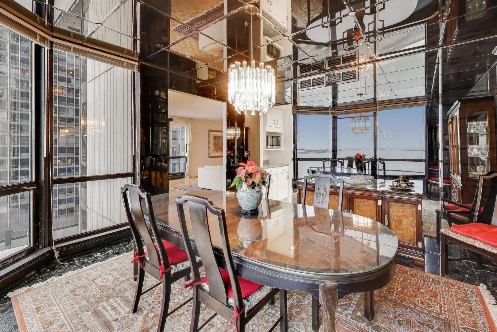 990 N Lake Shore Drive Unit: 9A