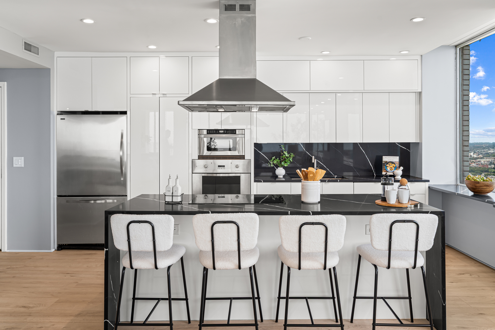 1000 N Lake Shore Plaza Unit: 49A