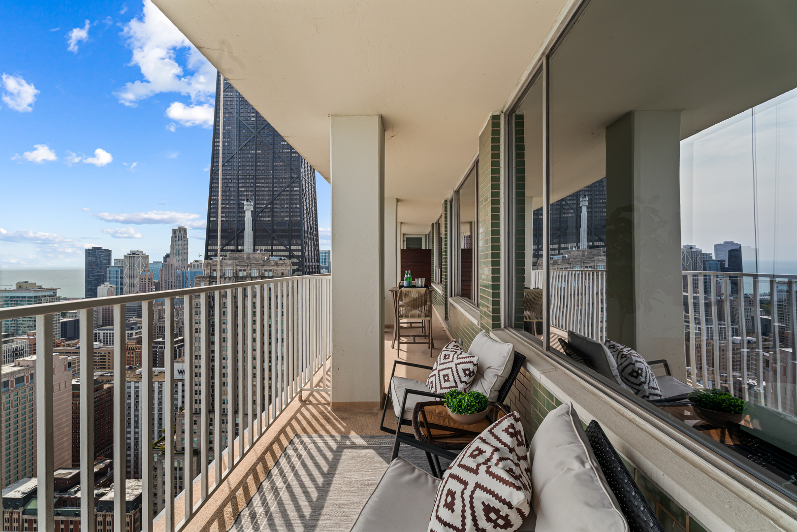 1000 N Lake Shore Plaza Unit: 49A
