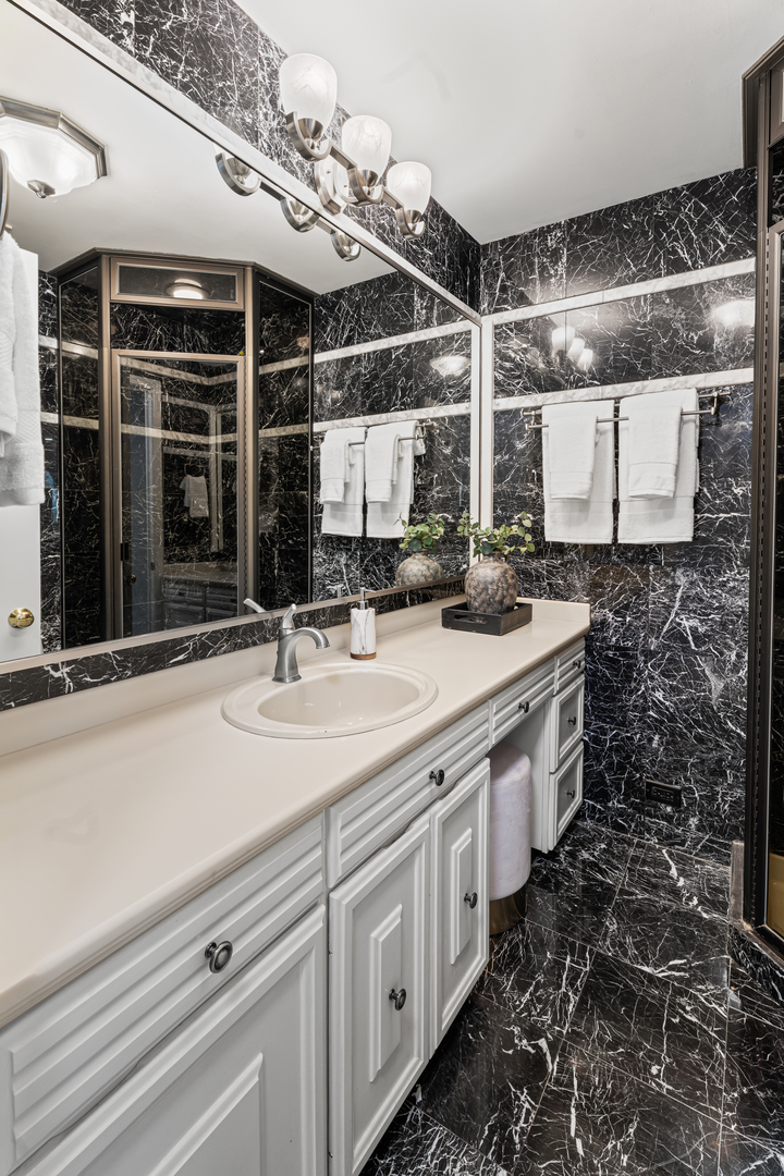 1000 N Lake Shore Plaza Unit: 49A