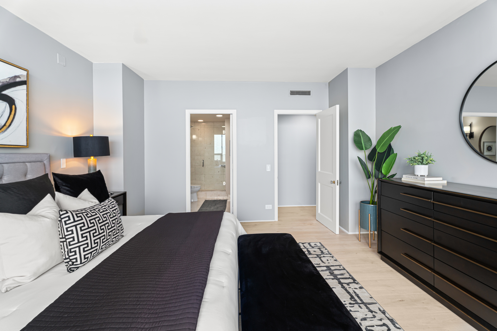 1000 N Lake Shore Plaza Unit: 49A