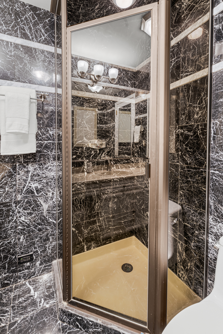 1000 N Lake Shore Plaza Unit: 49A