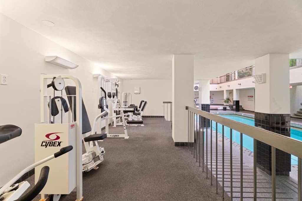 3750 N Lake Shore Drive Unit: 3G