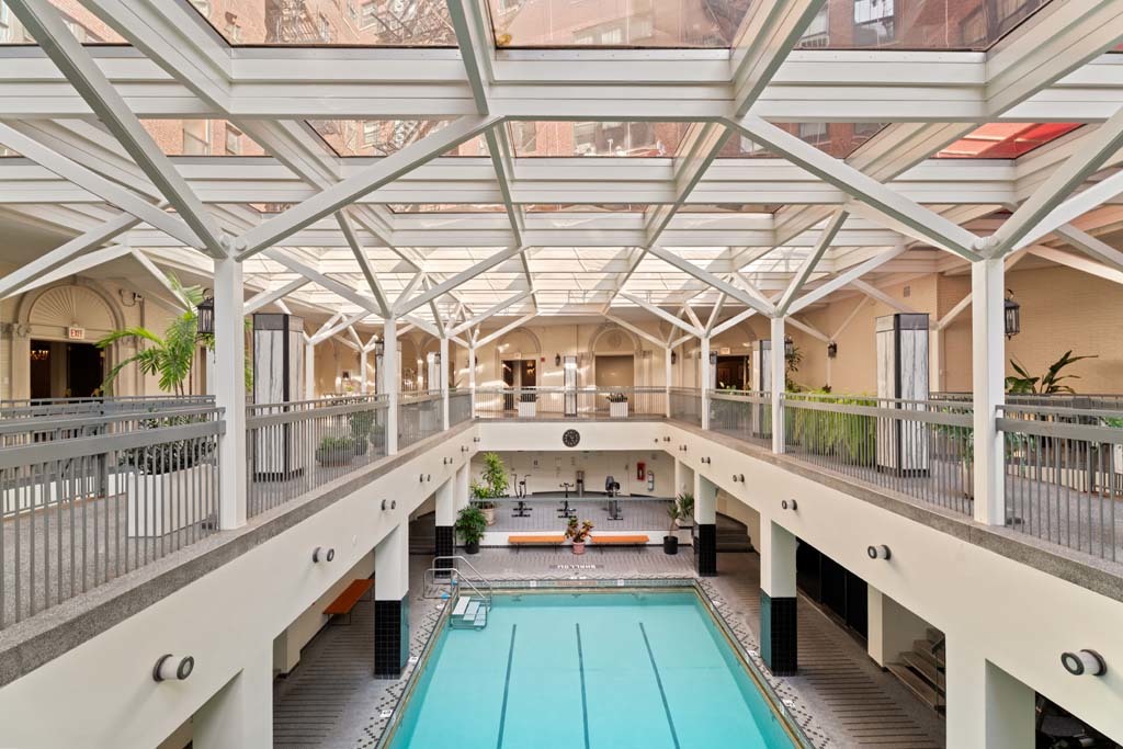 3750 N Lake Shore Drive Unit: 3G