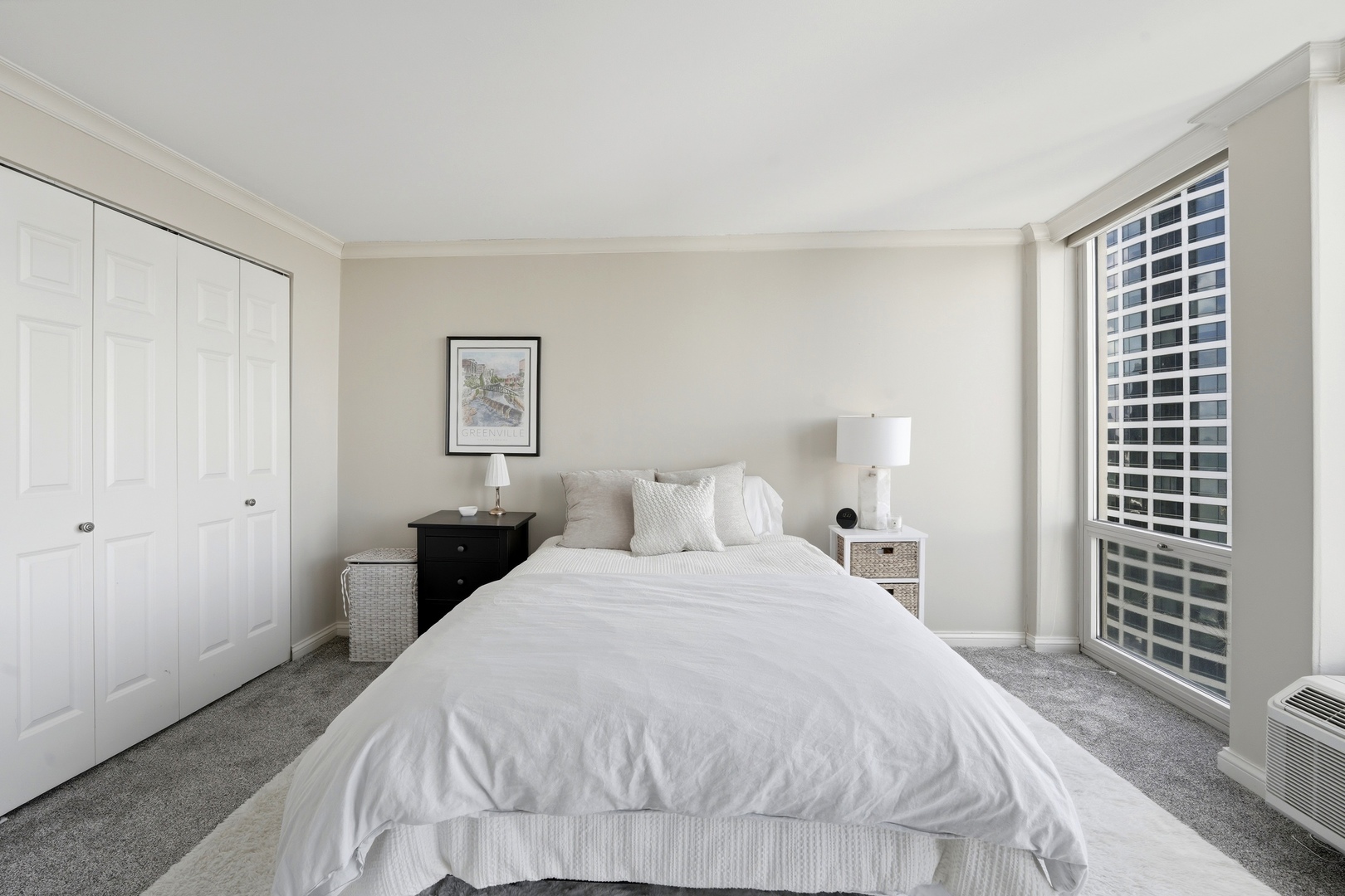 111 E Chestnut Street Unit: 50G