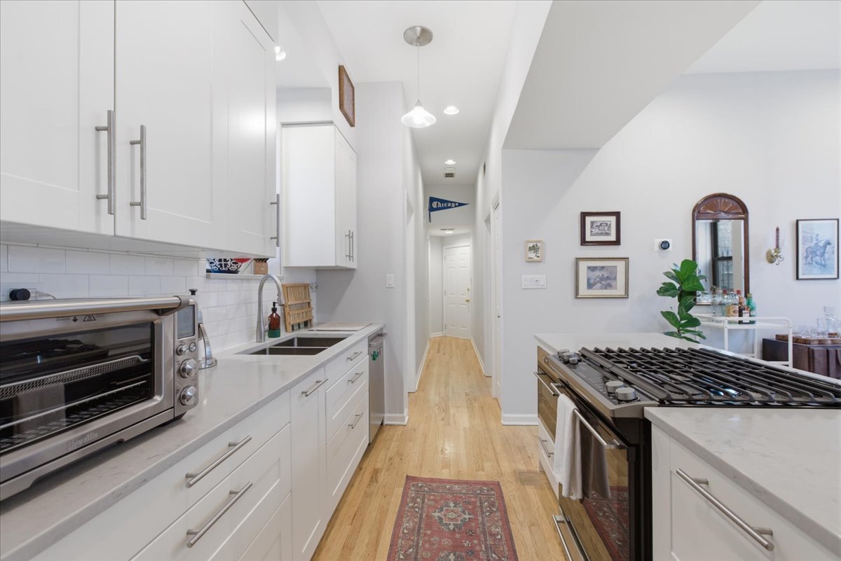 1361 N Dean Street Unit: 1S
