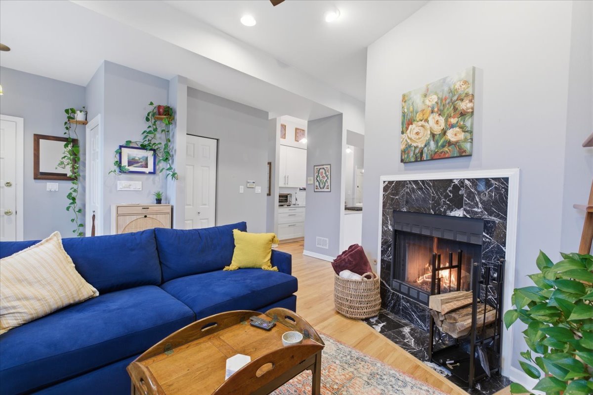1361 N Dean Street Unit: 1S