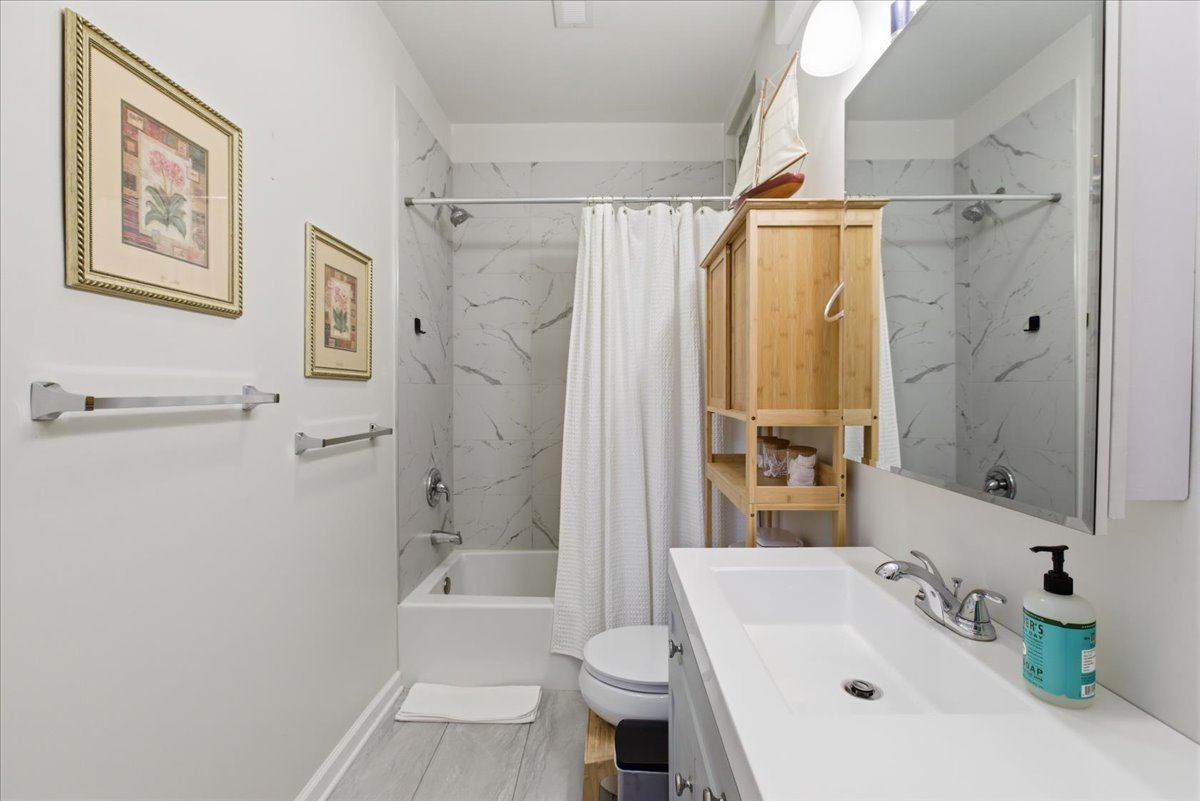 1361 N Dean Street Unit: 1S