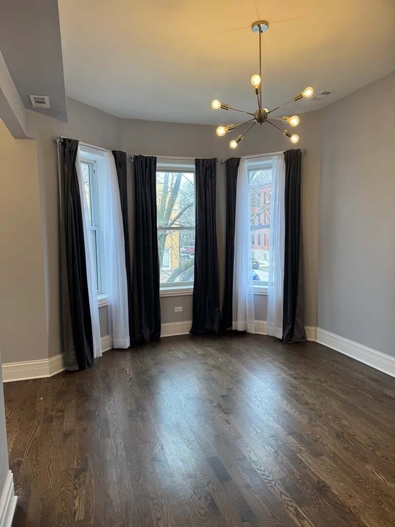 2857 N Central Park Avenue Unit: 2