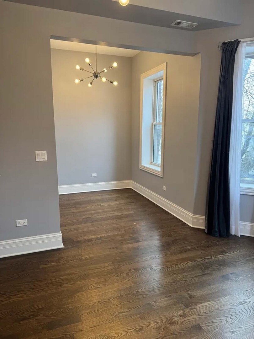 2857 N Central Park Avenue Unit: 2