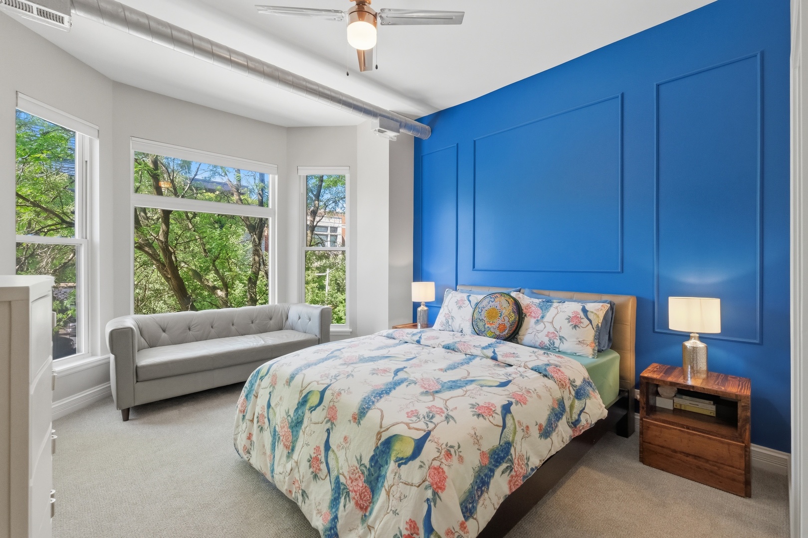 1245 W George Street Unit: 201