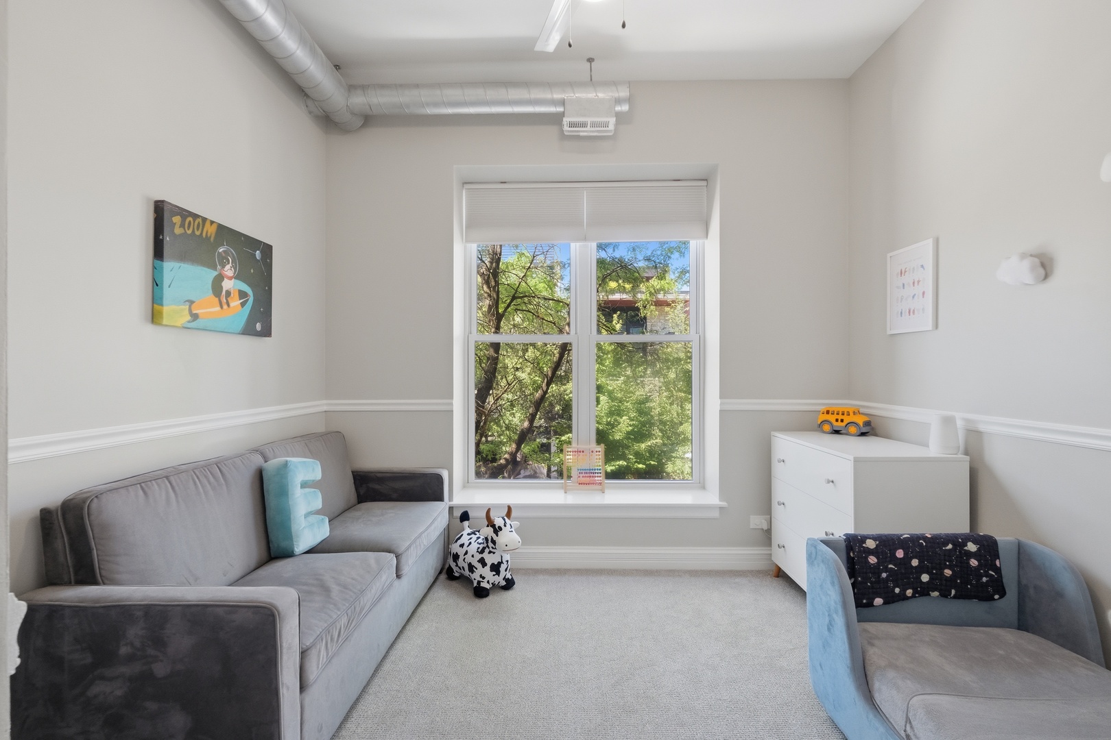 1245 W George Street Unit: 201